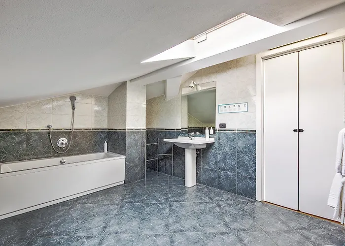 Apartamento Attic In Center + Parking Como